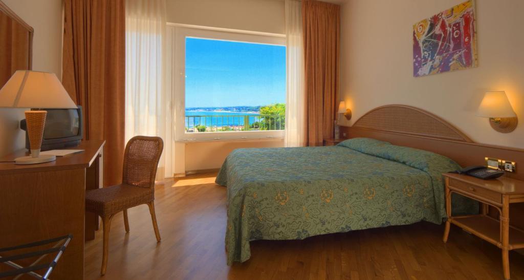 Hotel Scogliera Numana Zimmer foto